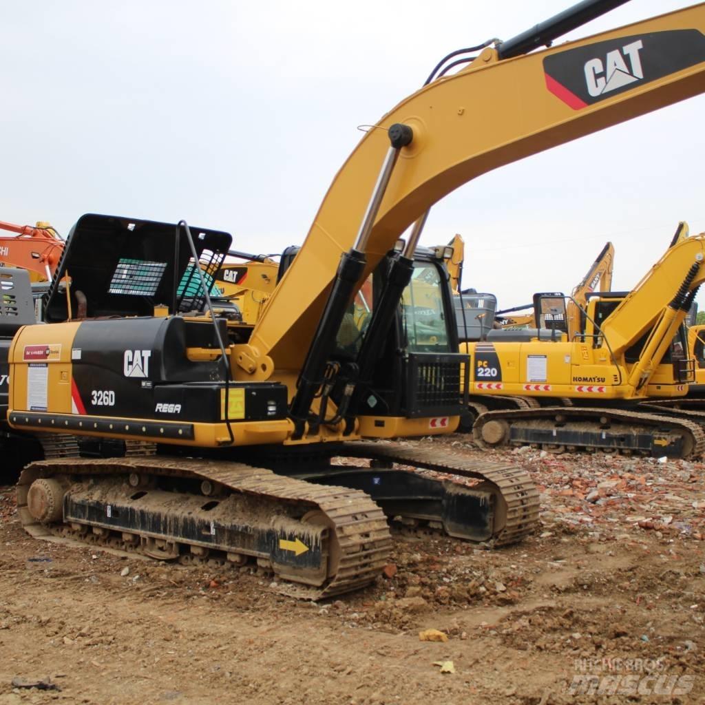 CAT 326D حفارات زحافة