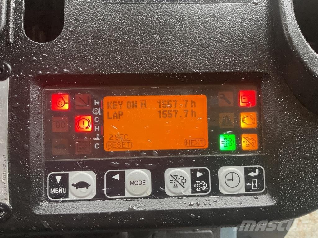 Toyota 52-8 FDF 25 شاحنات الديزل