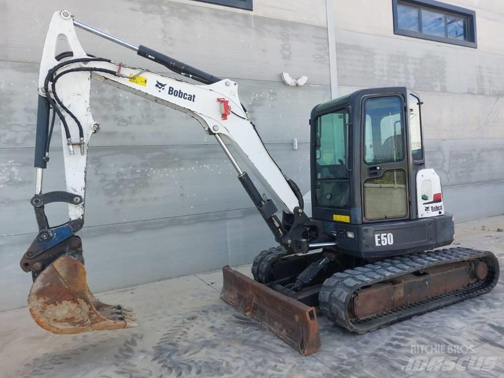 Bobcat E 50 EM حفارات صغيرة أقل من 7 طن (حفارات صغيرة)