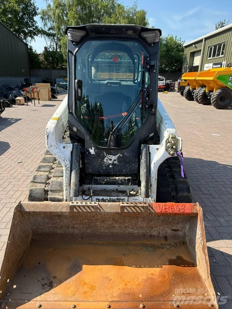 Bobcat T 66 لوادر زحافة