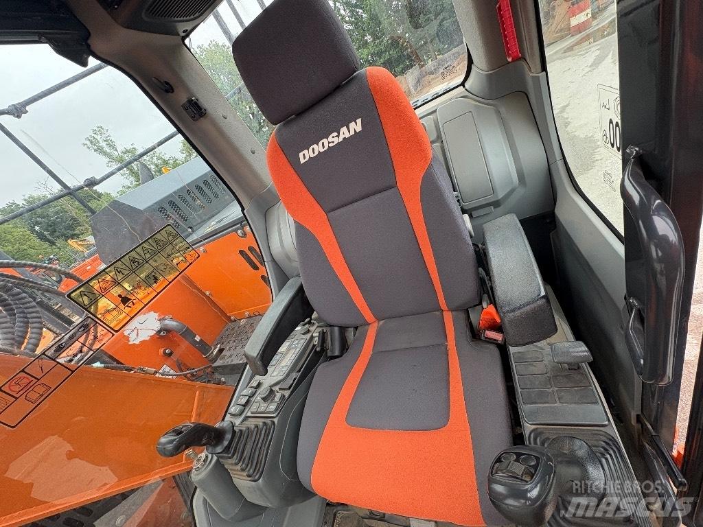 Doosan DX140LCR-5 حفارات زحافة
