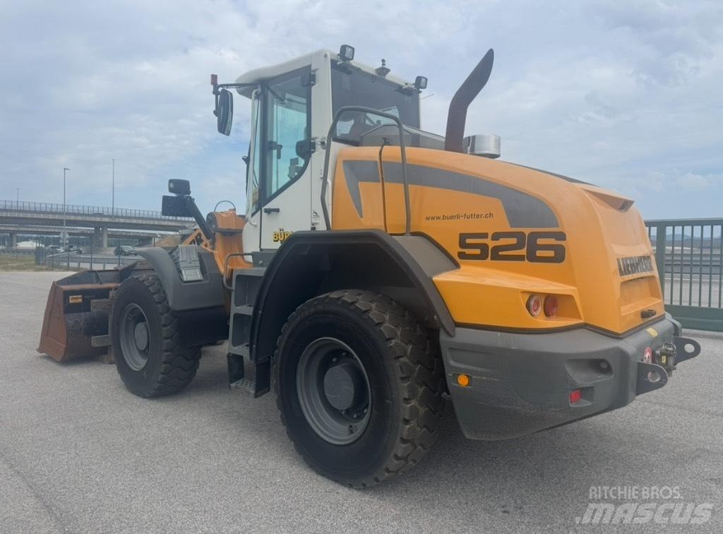 Liebherr L 526 لوادر بعجل