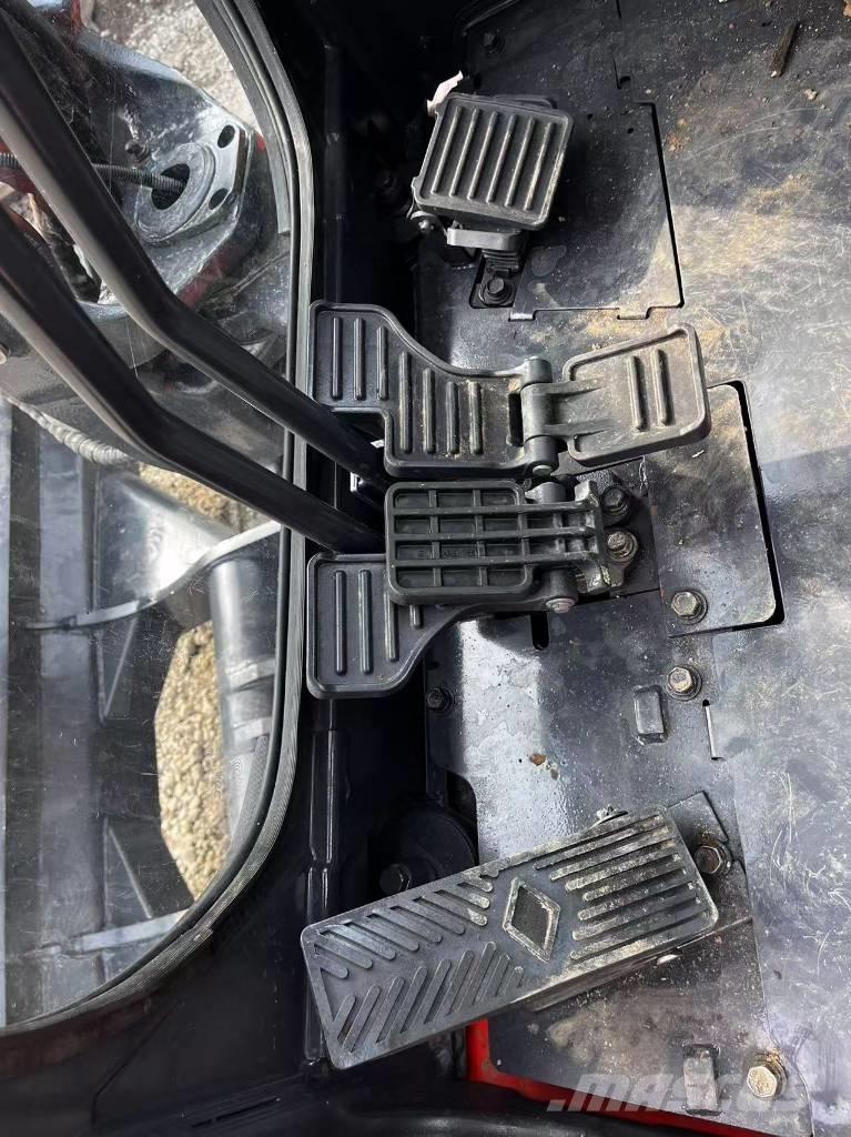 Kubota KX 163 حفارات زحافة