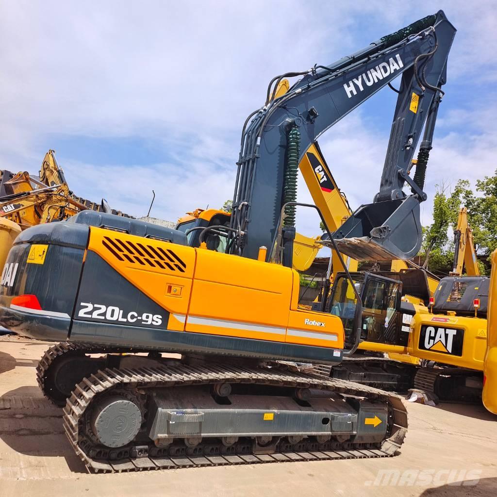 Hyundai 220LC-9S حفارات زحافة