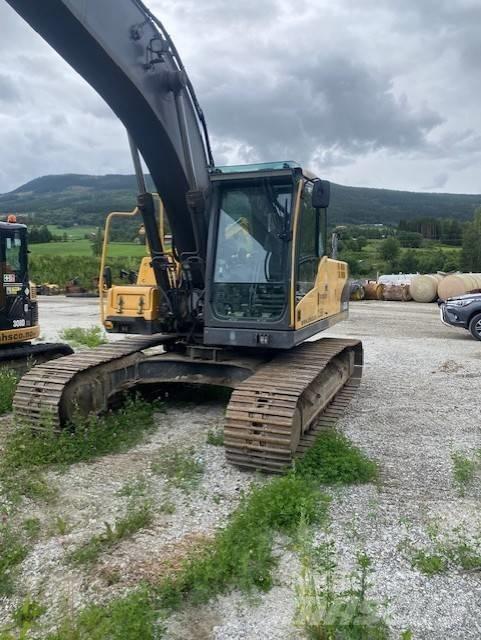Volvo EC 210 C L حفارات زحافة