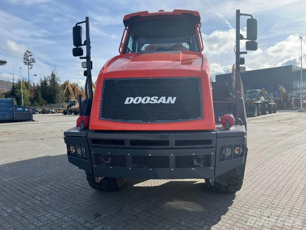 Doosan DA 30 ساحبات مفصلية