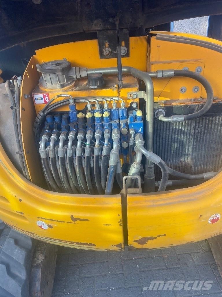 JCB 8060 حفارات صغيرة أقل من 7 طن (حفارات صغيرة)