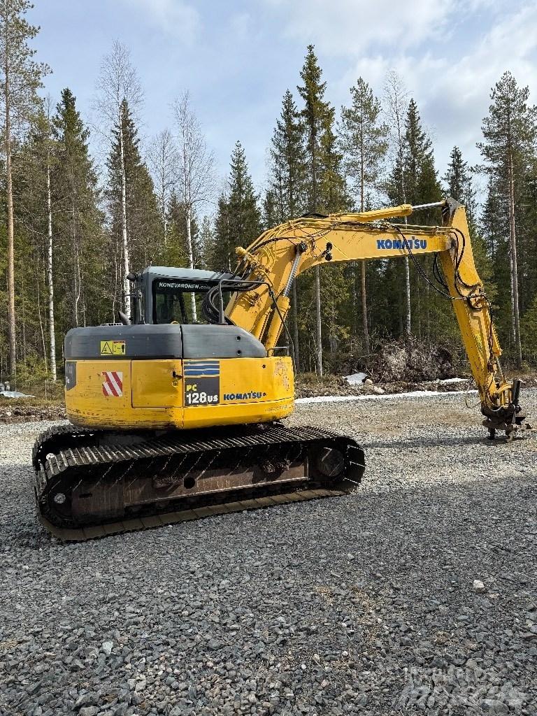 Komatsu PC 128 US حفارات زحافة