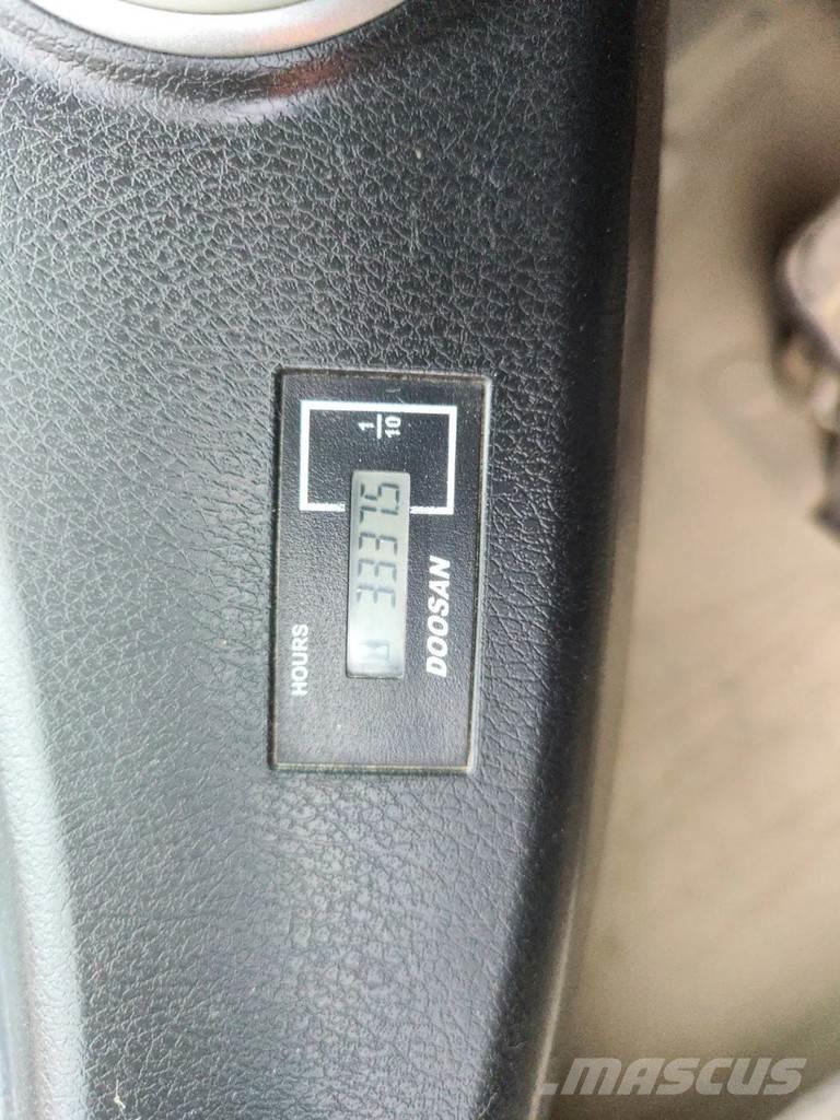 Doosan DL 420-5K لوادر بعجل