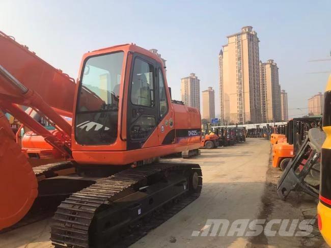 Doosan DH 225 LC-9 حفارات زحافة