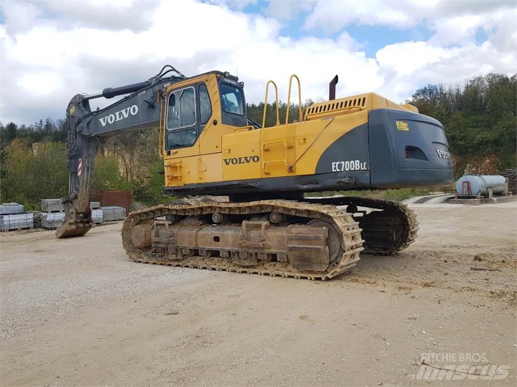 Volvo EC700 BLC حفارات زحافة