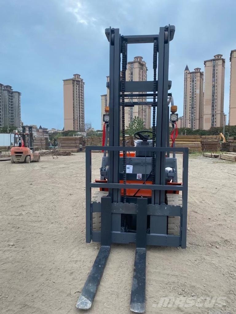Heli FD 30 شاحنات الديزل