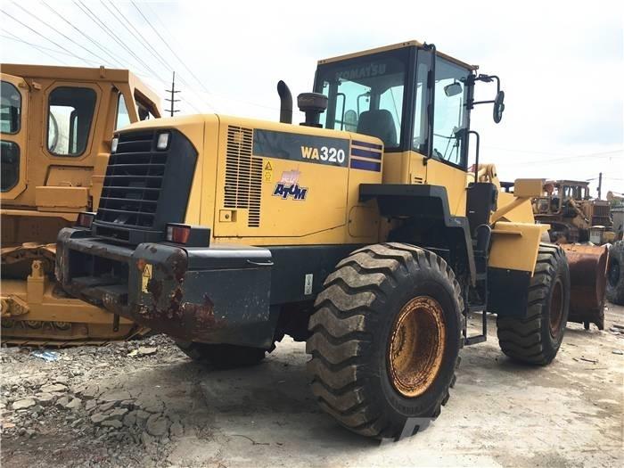 Komatsu WA 320-5 لوادر بعجل