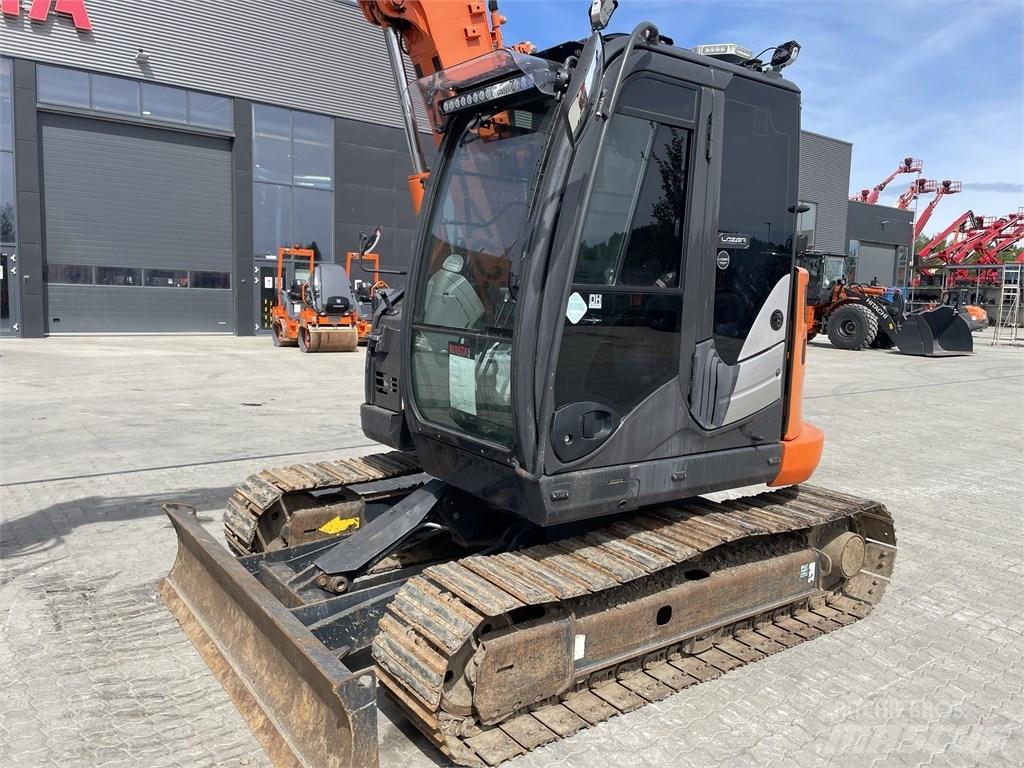 Hitachi ZX85US-5A حفارات وسط 7 طن - 12 طن