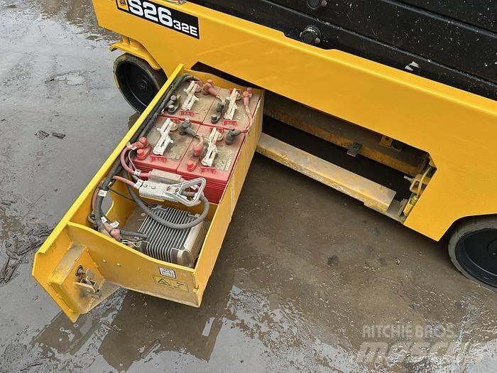 JCB S2632E رافعات ومنصات أخرى