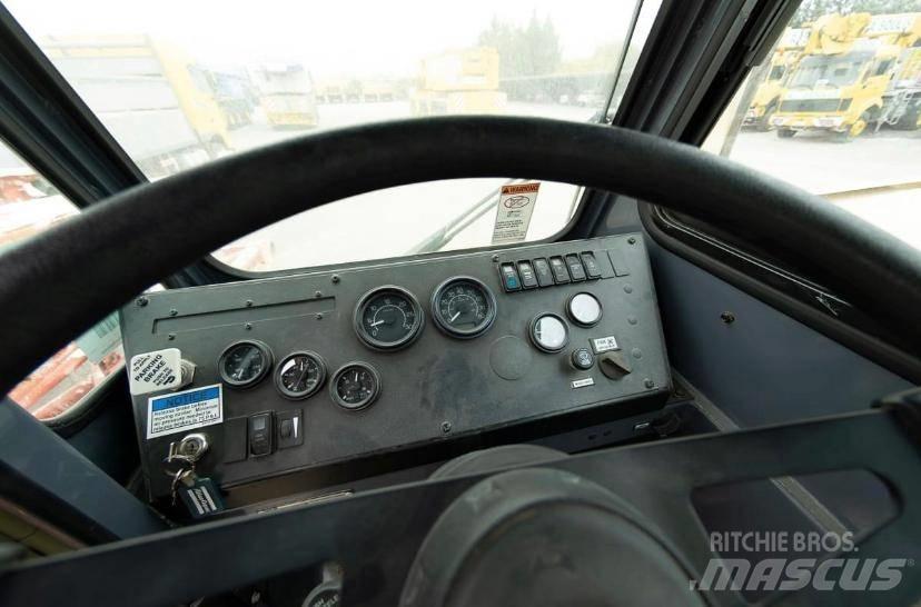 Atlas Copco RD 20 II شاحنات المعدات  المحمولة لحفر الآبار