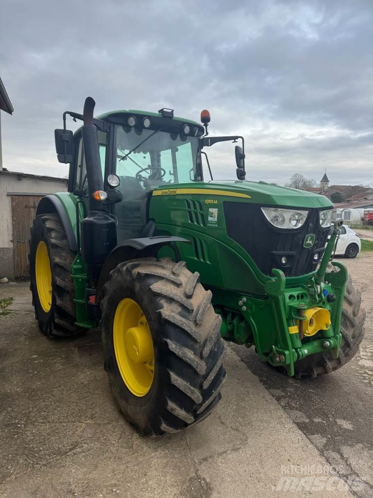 John Deere 6155M الجرارات