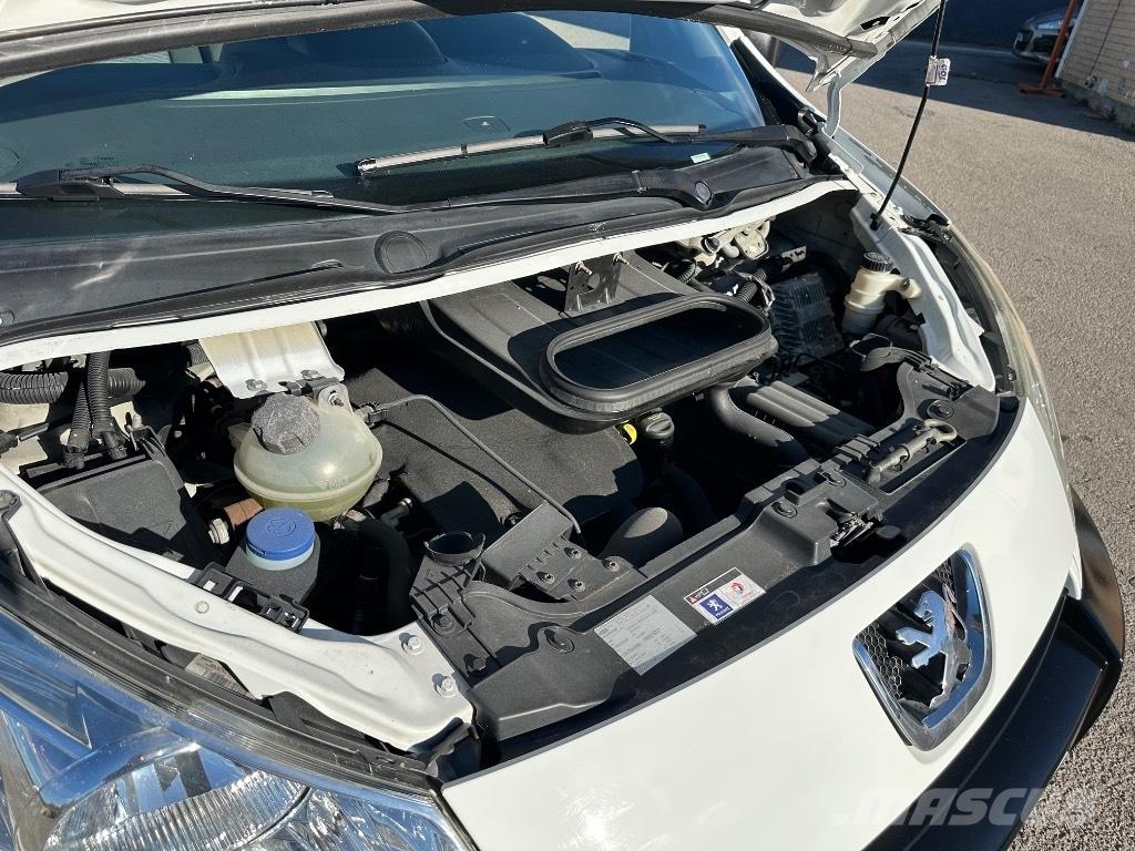 Peugeot Expert شاحنات بدرجة حرارة قابلة للضبط
