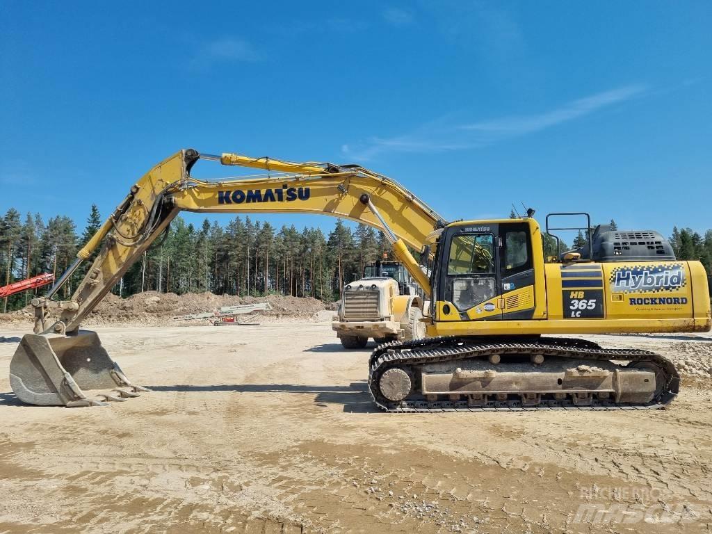 Komatsu HB 365 LC-3 حفارات زحافة