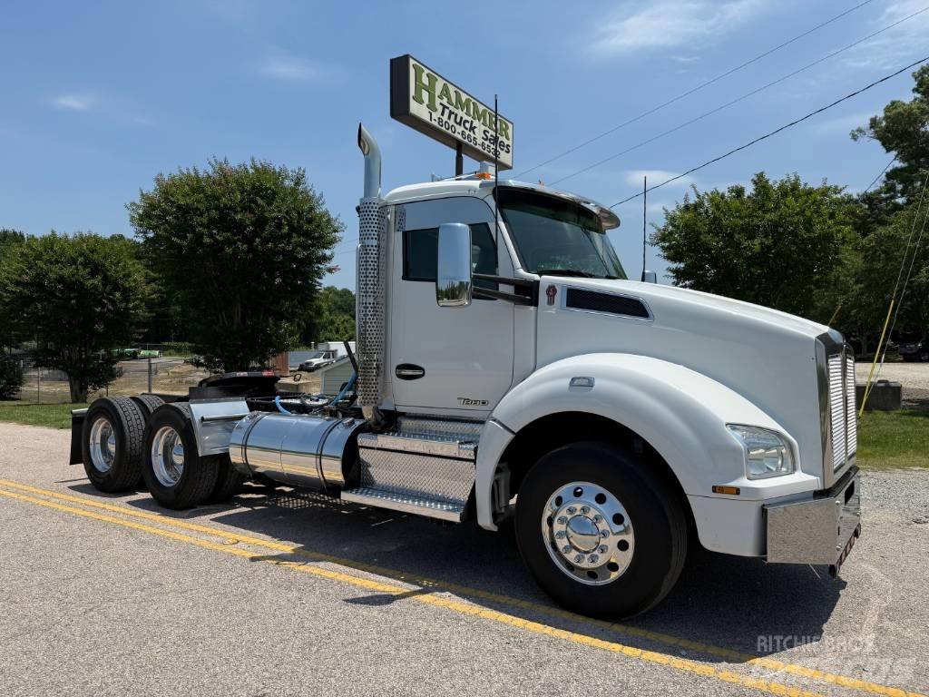 Kenworth T 880 وحدات الجر
