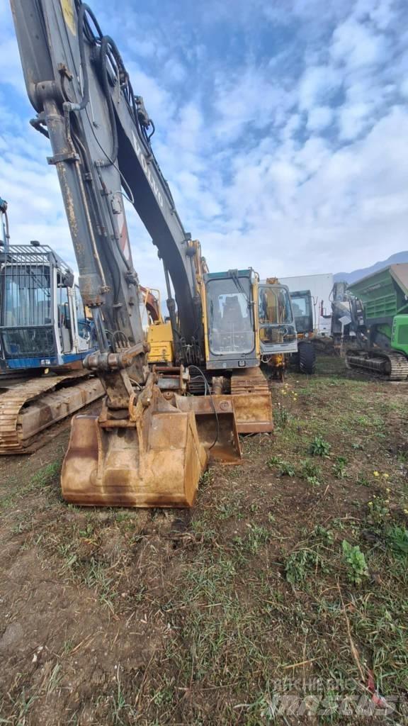 Volvo EC 140 B LC حفارات زحافة