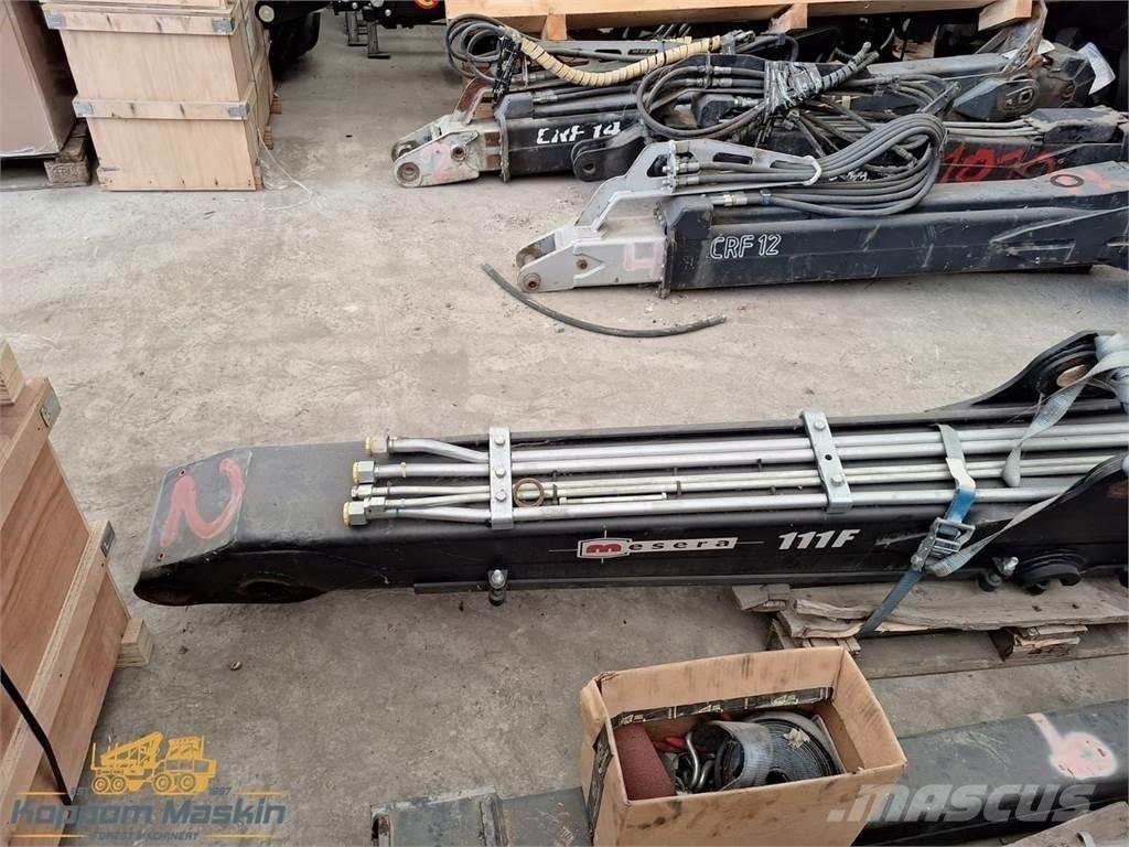 Loglift 111 رافعات شحن