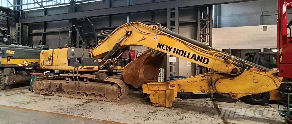New Holland E 265 حفارات زحافة