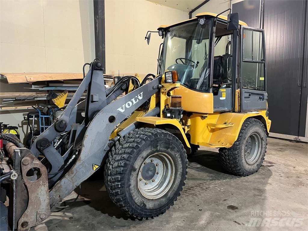 Volvo L35 TP/S لوادر بعجل