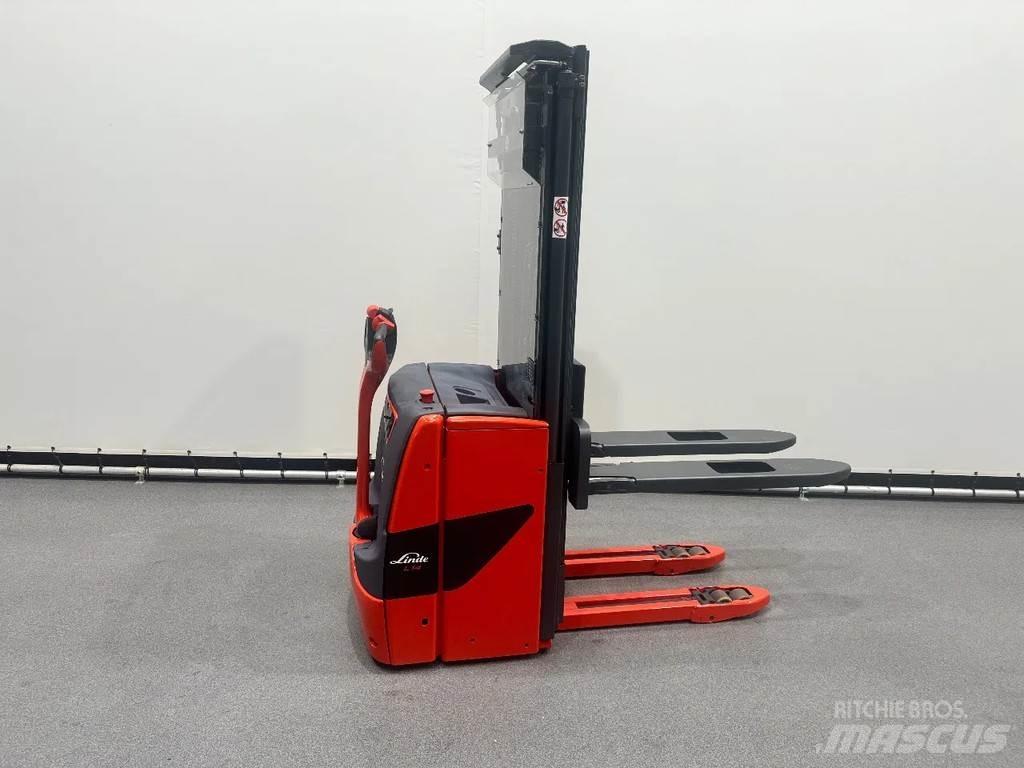Linde L 14 معدات التكديس الجوالة