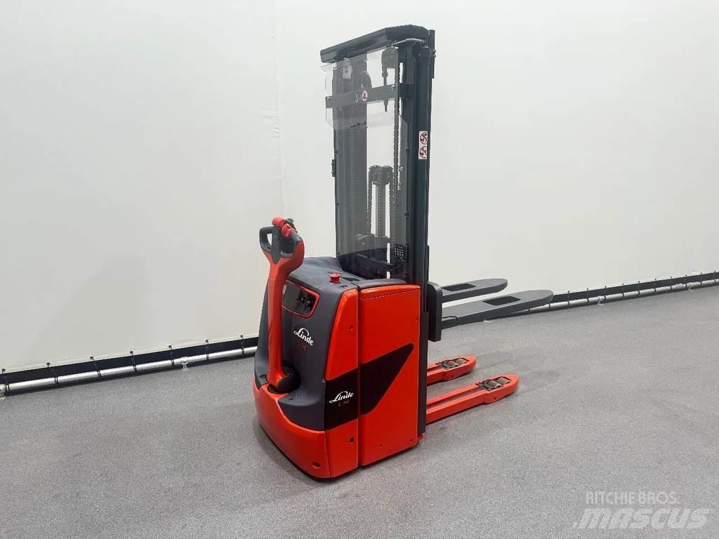 Linde L 14 معدات التكديس الجوالة