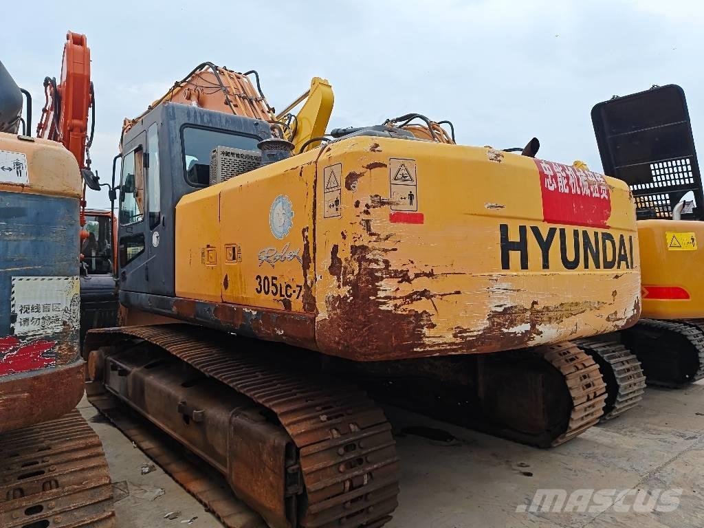 Hyundai R305LC-7 حفارات زحافة
