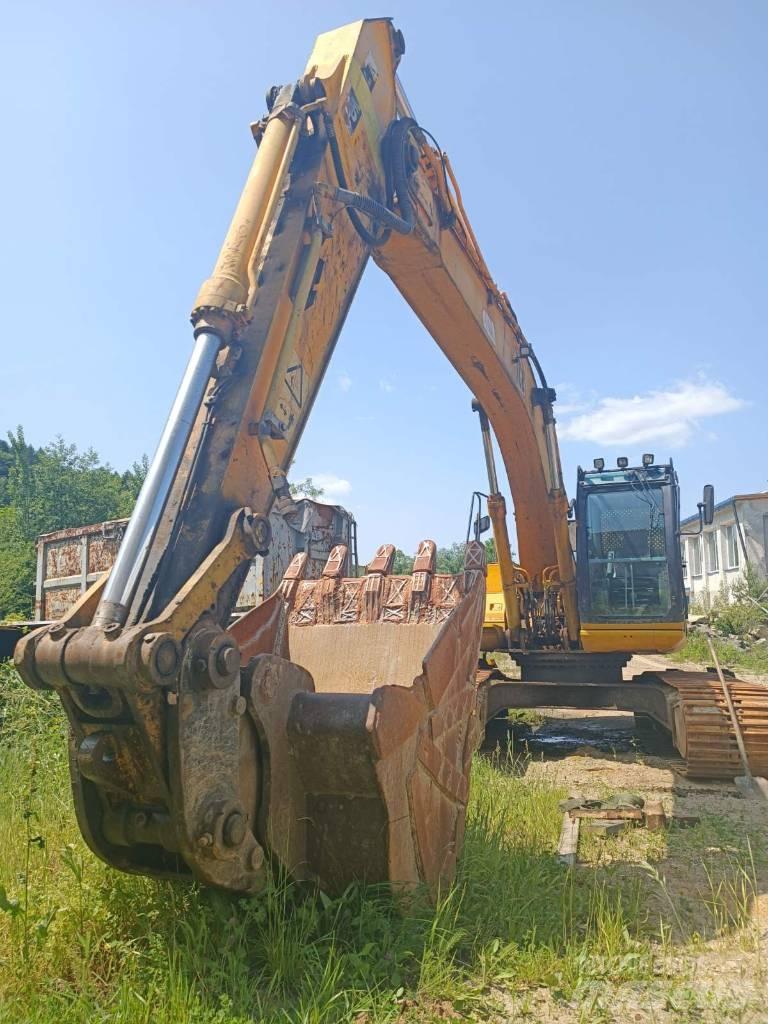 JCB JS 220 LS حفارات زحافة