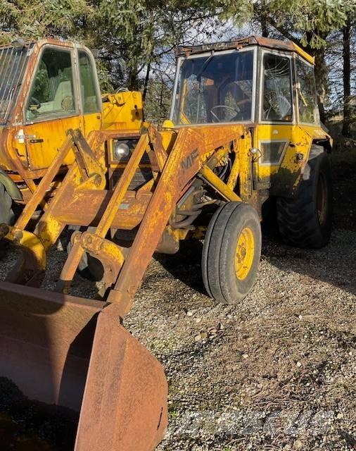 Massey Ferguson 50HX لوادر ذات جرافات عكسية