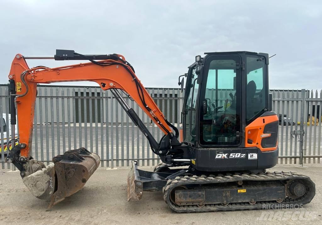Doosan DX50Z-7 حفارات صغيرة أقل من 7 طن (حفارات صغيرة)