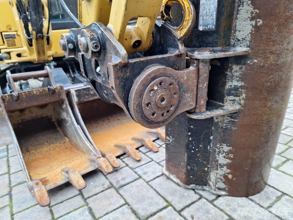 CAT 305 E2 + Powertilt حفارات صغيرة أقل من 7 طن (حفارات صغيرة)