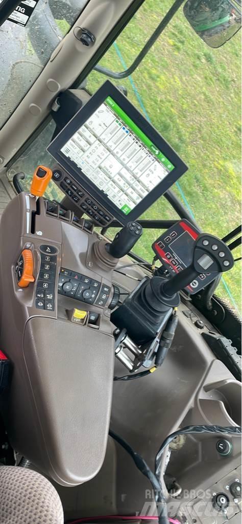 John Deere 6155R الجرارات