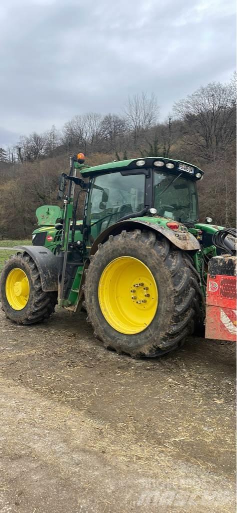 John Deere 6155R الجرارات