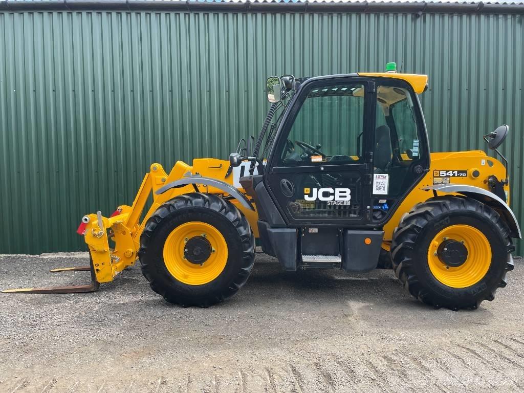 JCB 541-70 مناولات متداخلة