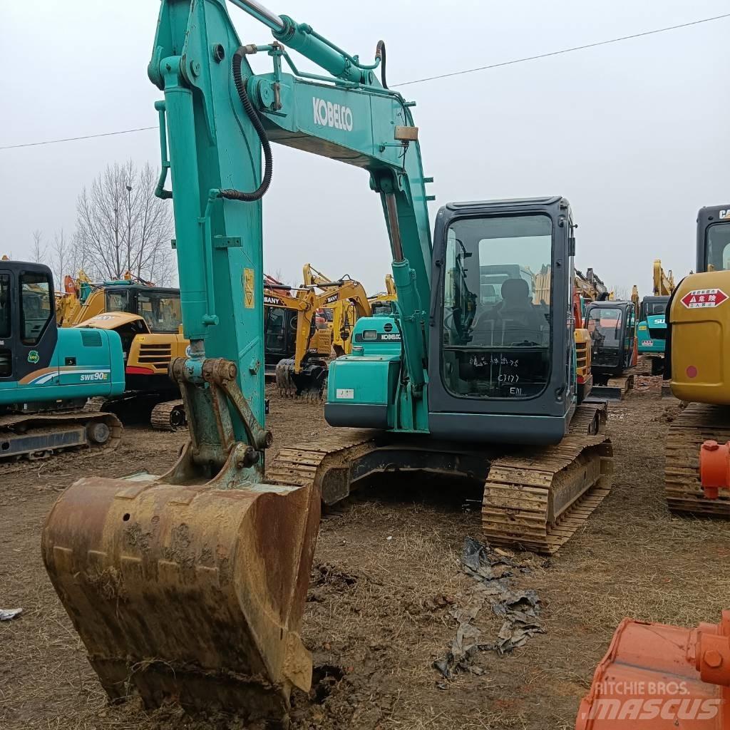 Kobelco SK75-8 حفارات وسط 7 طن - 12 طن