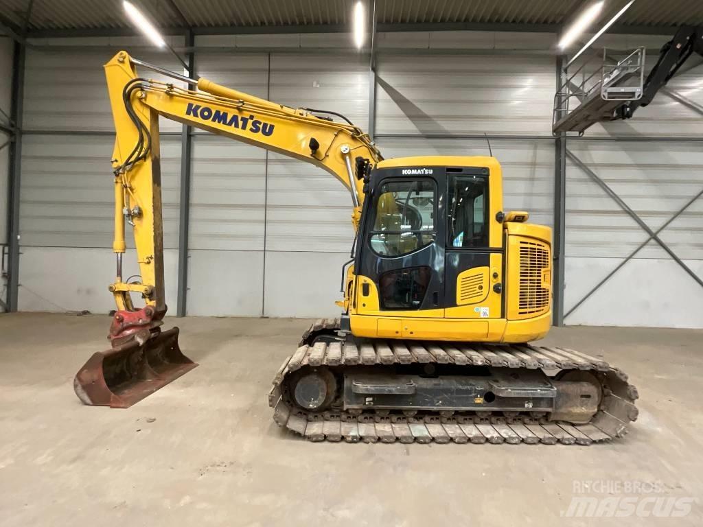 Komatsu PC 138 US-11 حفارات زحافة