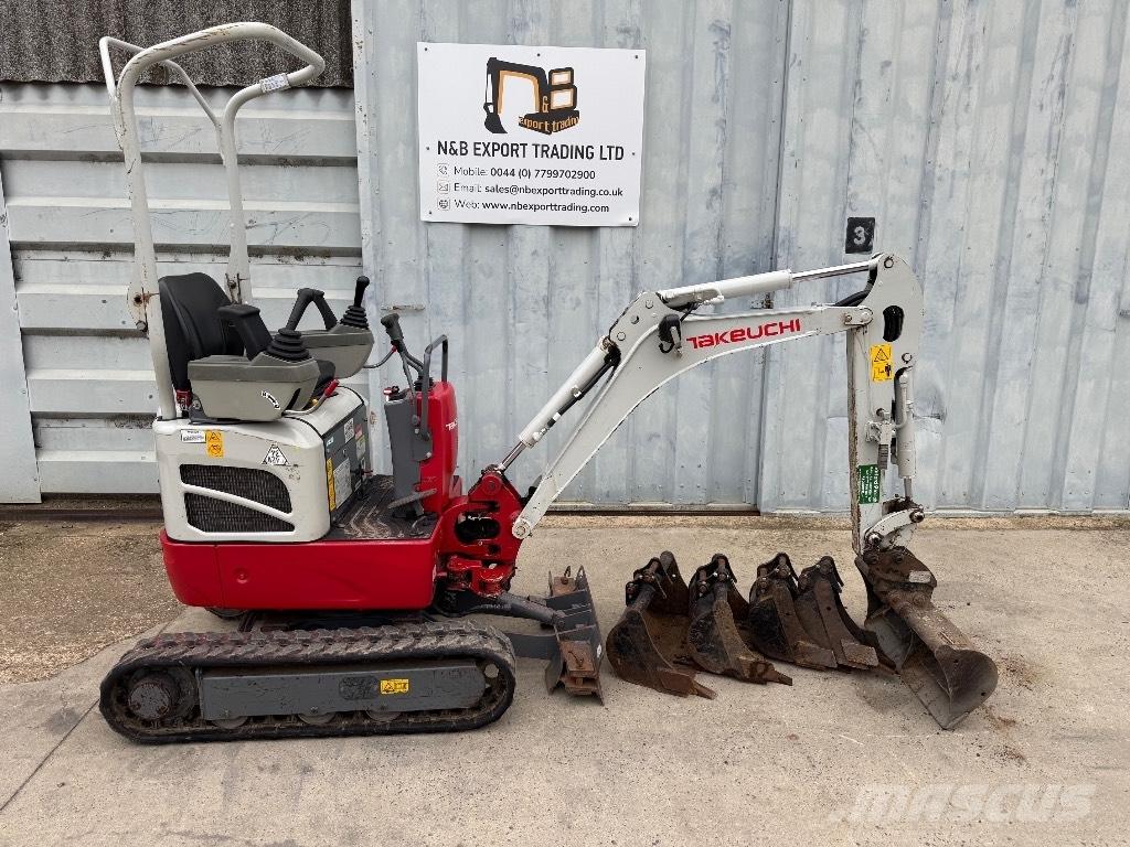 Takeuchi TB 210 حفارات صغيرة أقل من 7 طن (حفارات صغيرة)