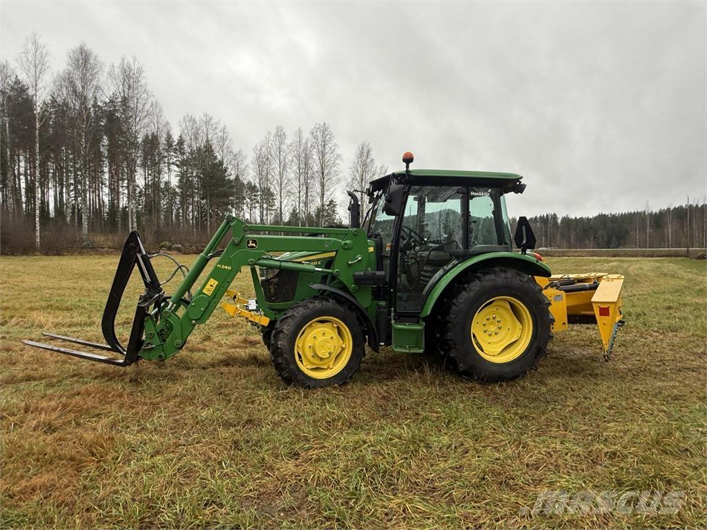 John Deere 5058E الجرارات