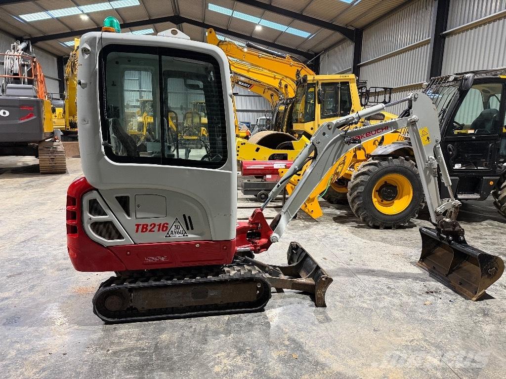Takeuchi TB 216 حفارات صغيرة أقل من 7 طن (حفارات صغيرة)