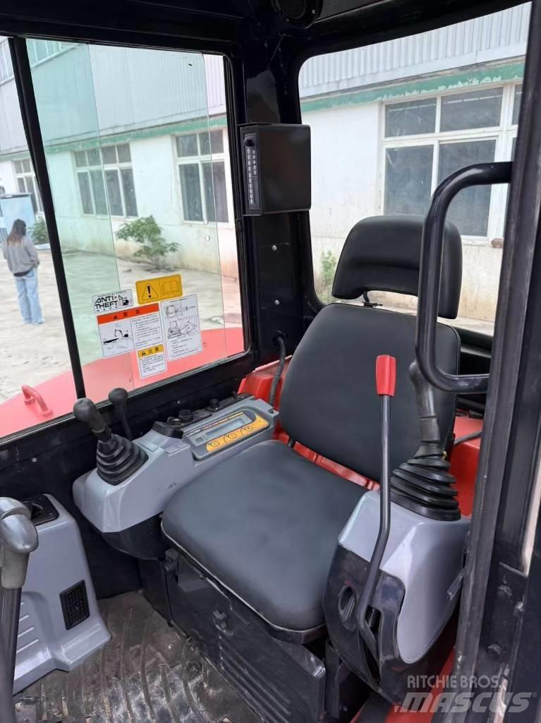 Kubota KX163 حفارات صغيرة أقل من 7 طن (حفارات صغيرة)