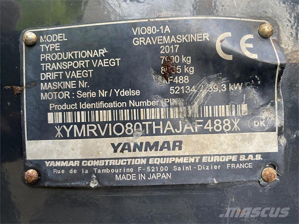 Yanmar VIO80-1A حفارات بعجل