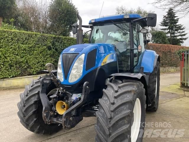 New Holland T 6080 الجرارات