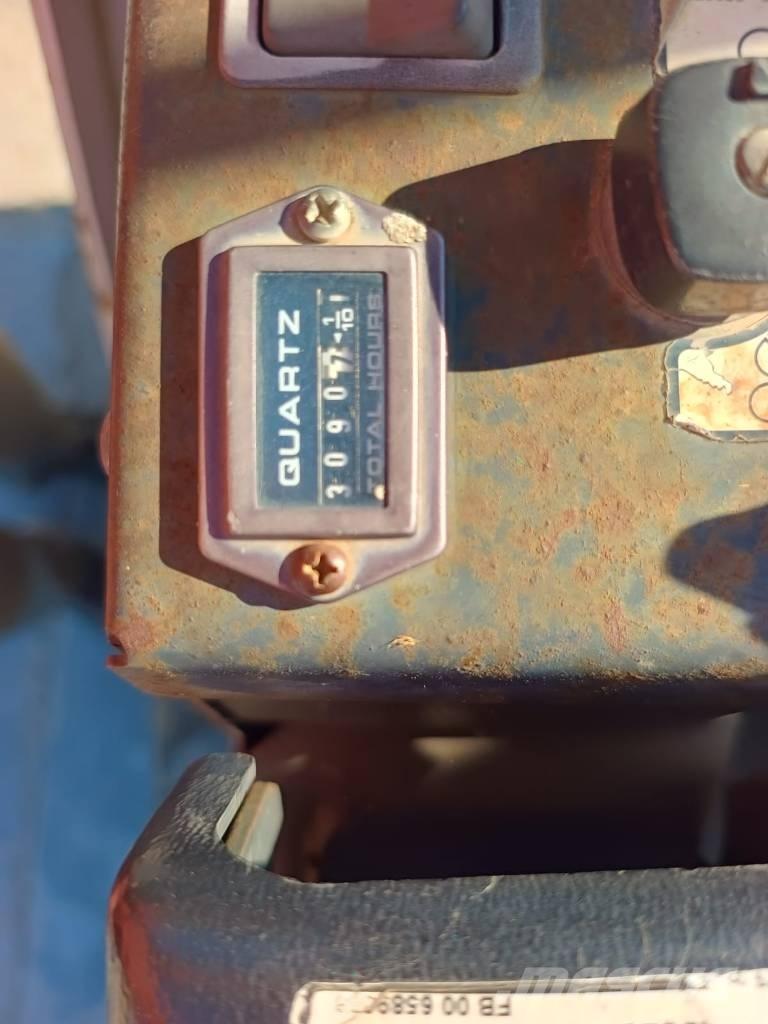 Bobcat 322 D حفارات صغيرة أقل من 7 طن (حفارات صغيرة)