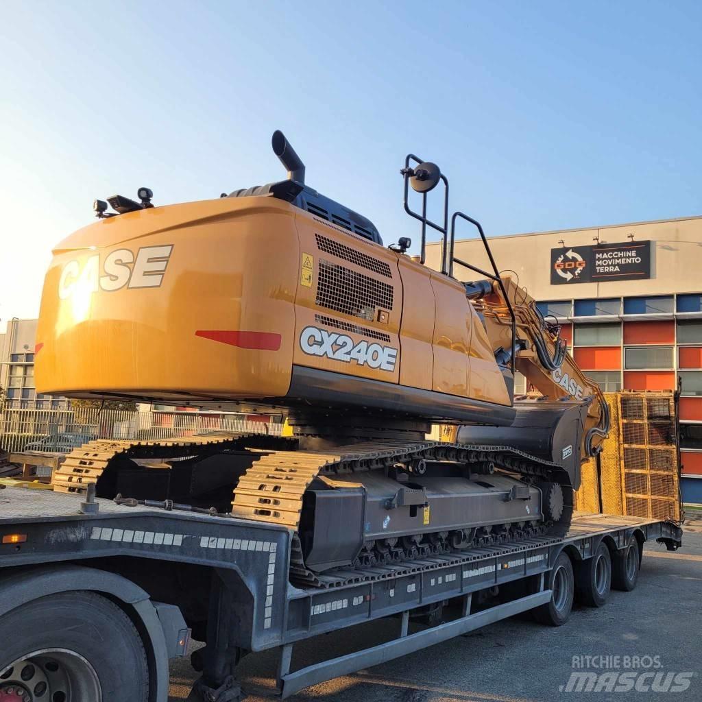 CASE CX 240 E حفارات زحافة