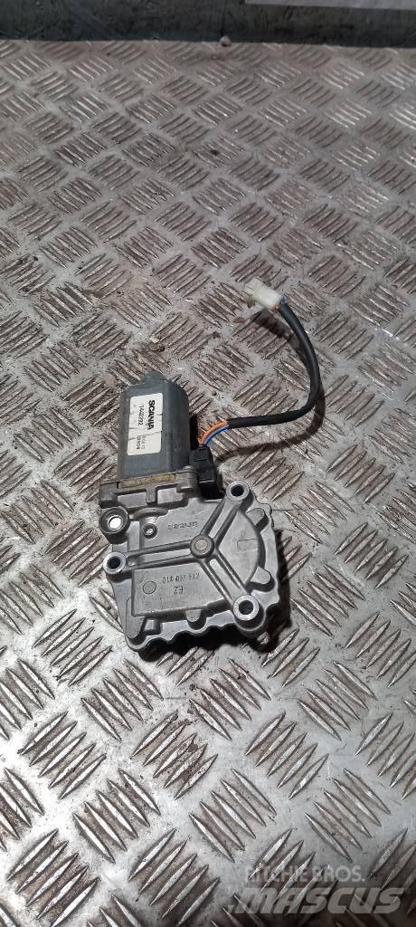 Scania R 440   1442292 كابينة والداخلية
