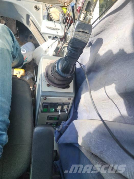 Demag AC 100 رافعات صالحة لكل أنواع الطرق